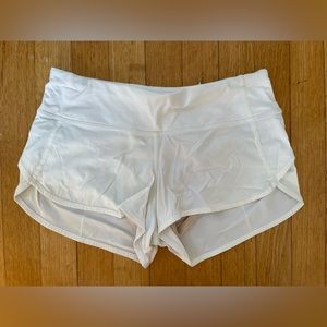 Lululemon Speed Up Low-Rise Lined Short 2.5" White Size 2